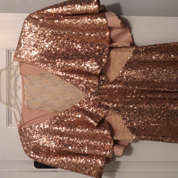 Gold sequin lace size 2 Asos maternity dress - Picture 2 of 7
